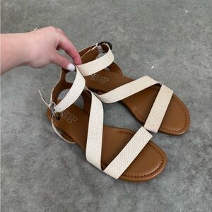 Franco‎ Sarto Women's Cream Sandals